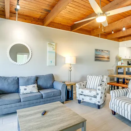 Lovely Indian Shores Condo With Beach Access!